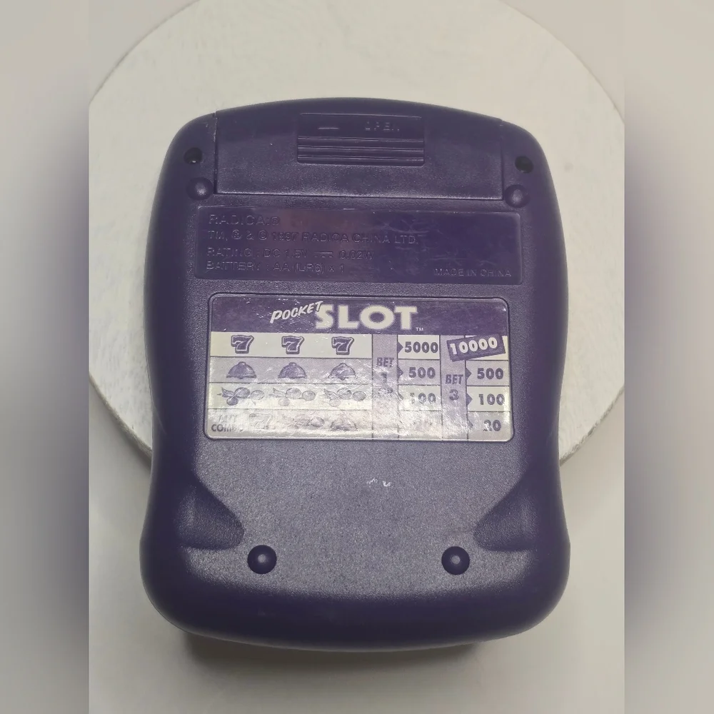 Vintage 1997 Radica Pocket Slot Electronic Handheld Game TESTED [ Read Details ]